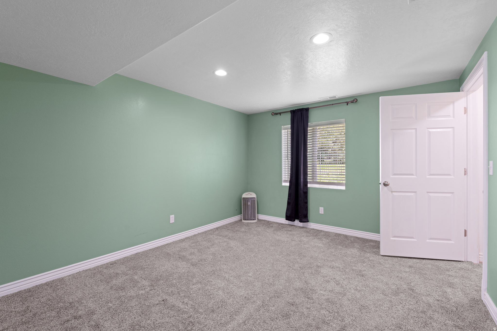 THE MAPLES AT BROOKS - Residential