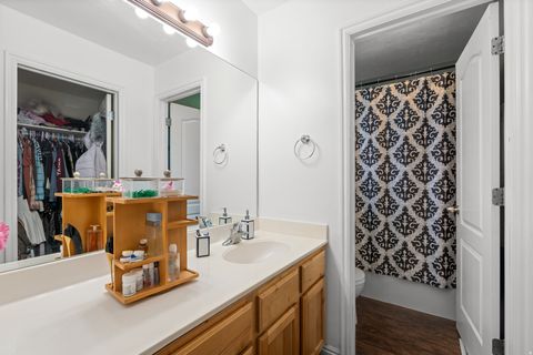 Tiny photo for 1579 S 910 W, Payson, UT 84651 (MLS # 2126301)