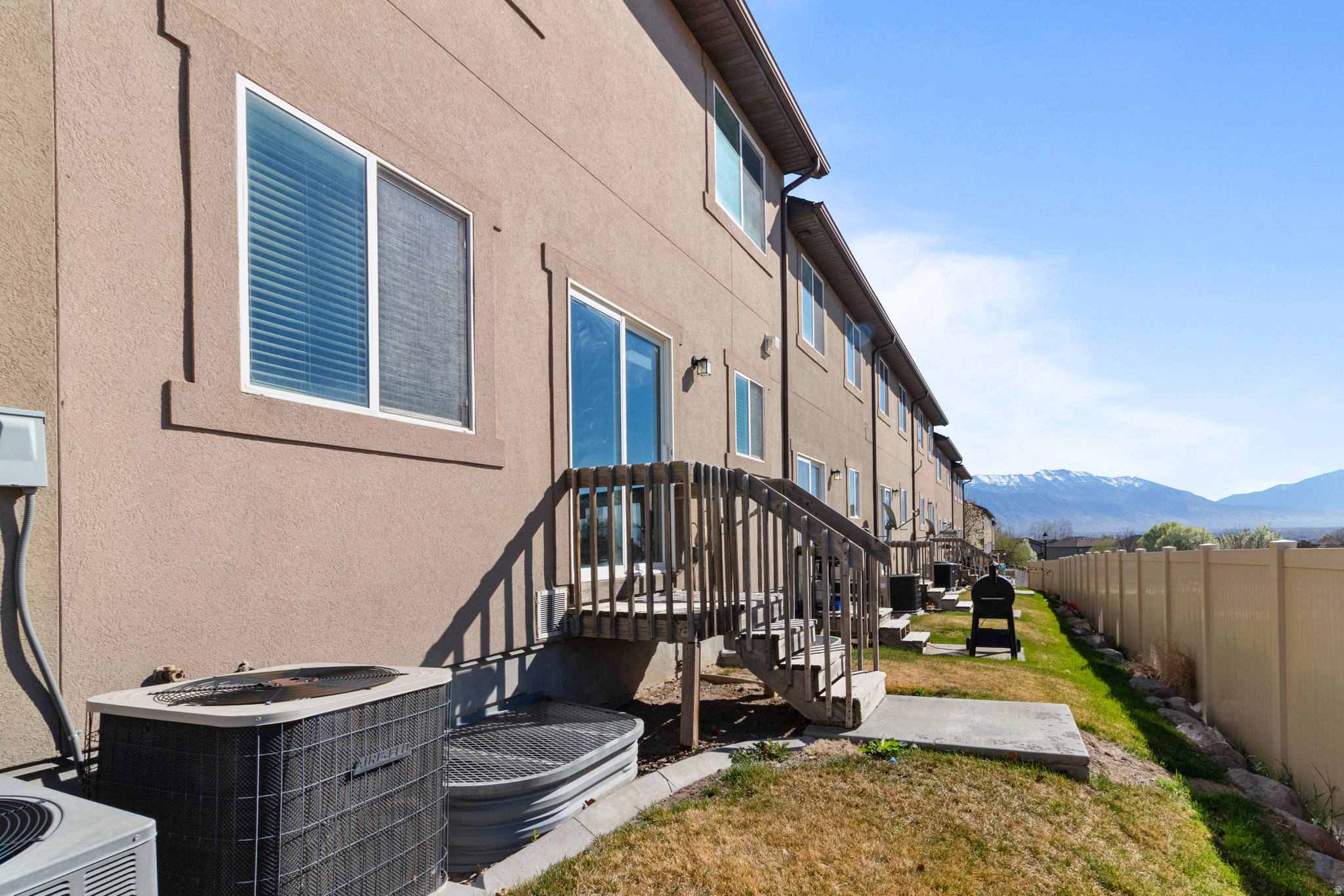 SARATOGA CHASE - Residential