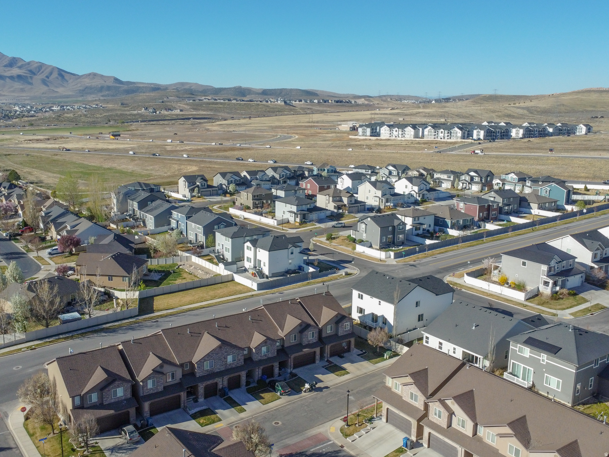 SARATOGA CHASE - Residential