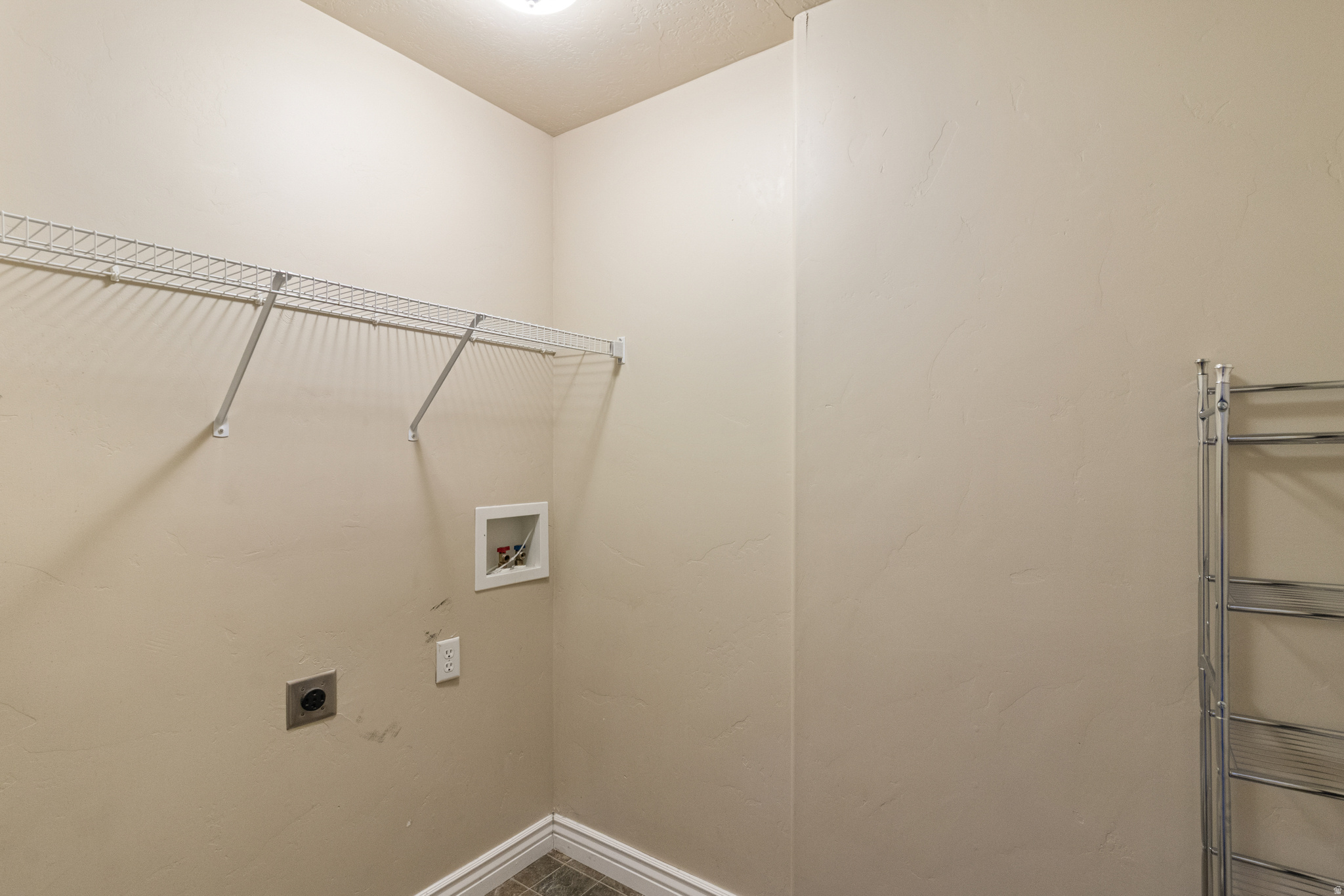 SARATOGA CHASE - Residential