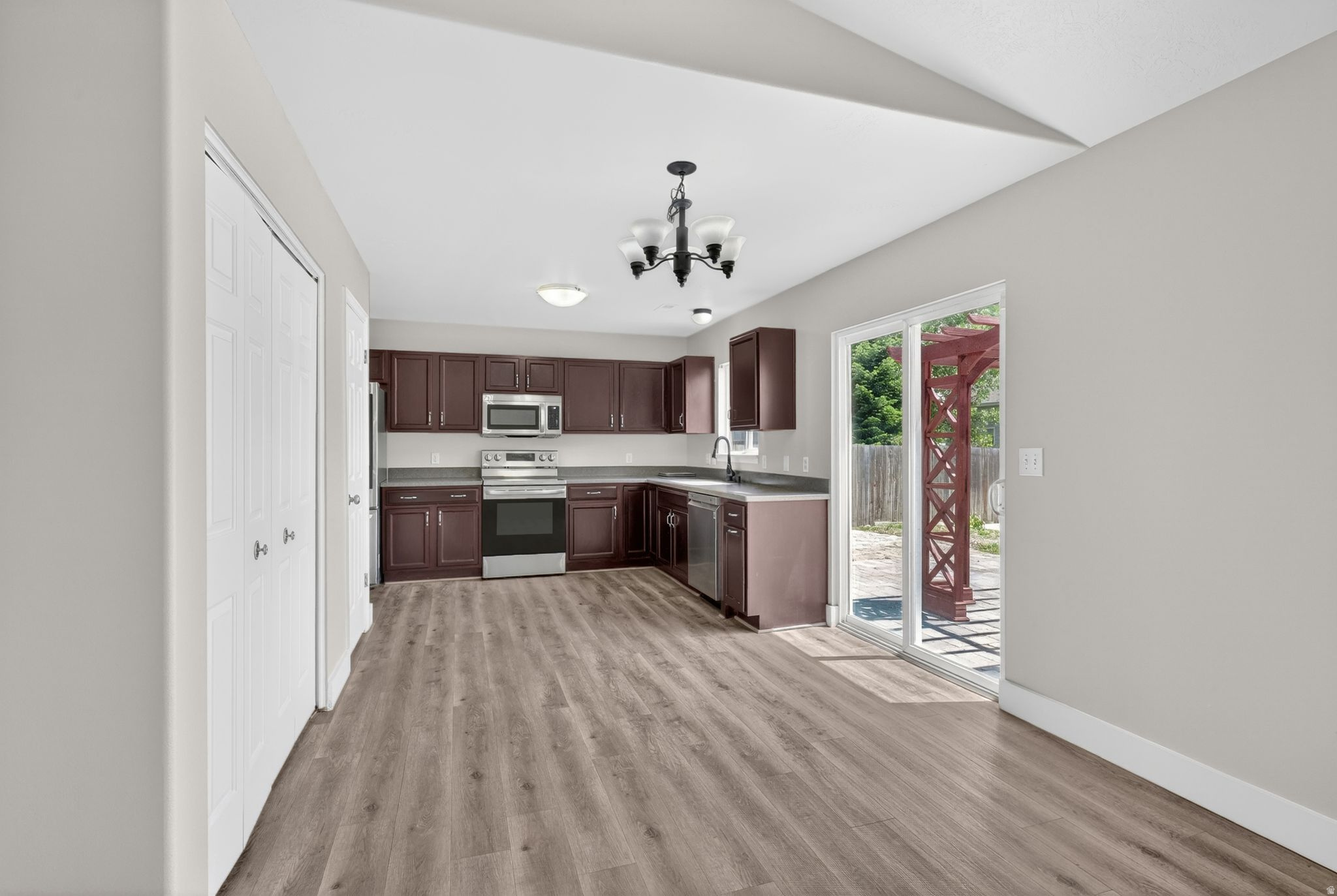 SADDLEBROOK I - Residential