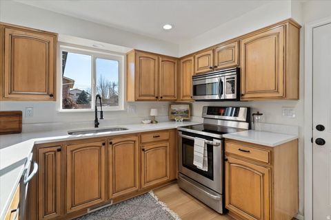 Tiny photo for 711 W 4300 S, Riverdale, UT 84405 (MLS # 2126610)