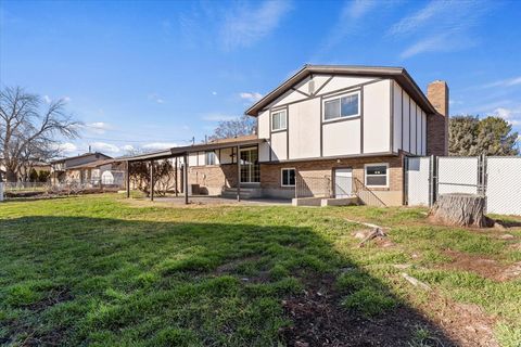 Tiny photo for 711 W 4300 S, Riverdale, UT 84405 (MLS # 2126610)