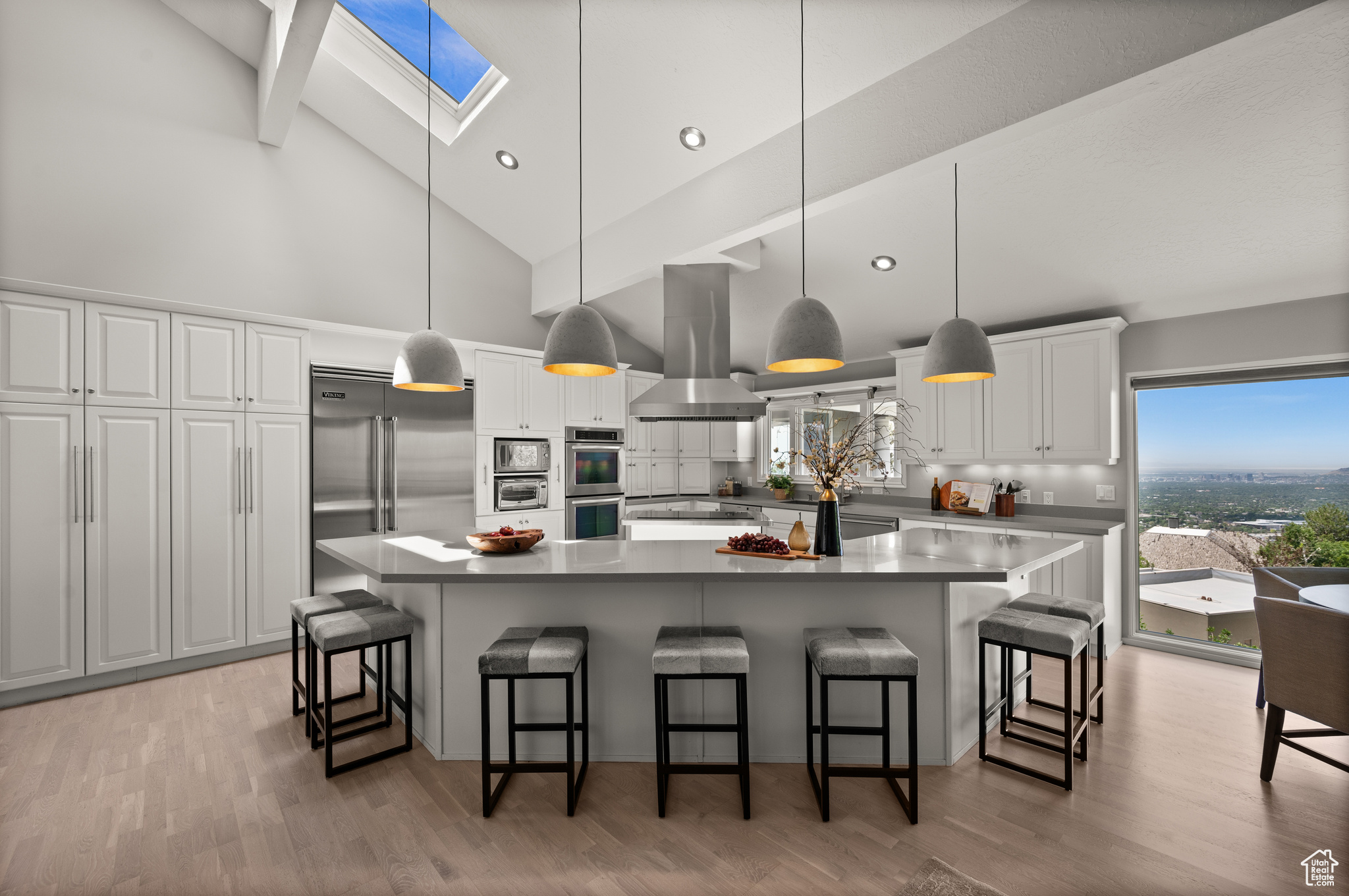 MT OLYMPUS COVE #12 - Residential