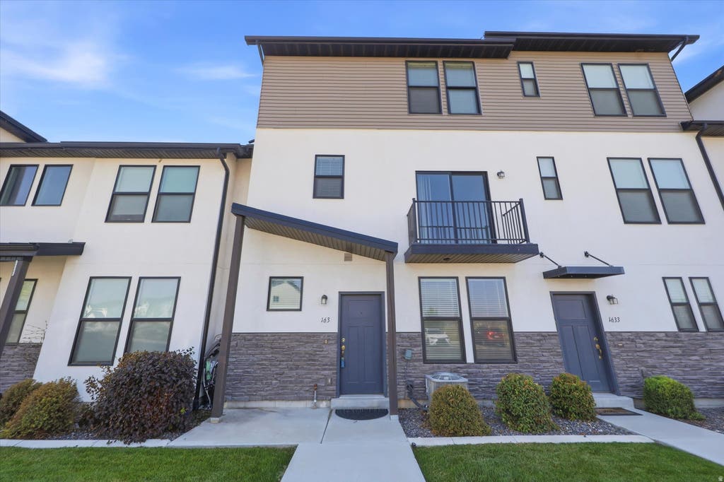Photo of 1631 N 1350 E, Payson, UT 84651 (MLS # 2176780)