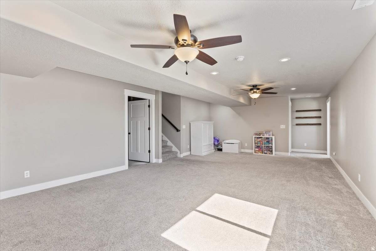 PARKSIDE ESTATES - Residential