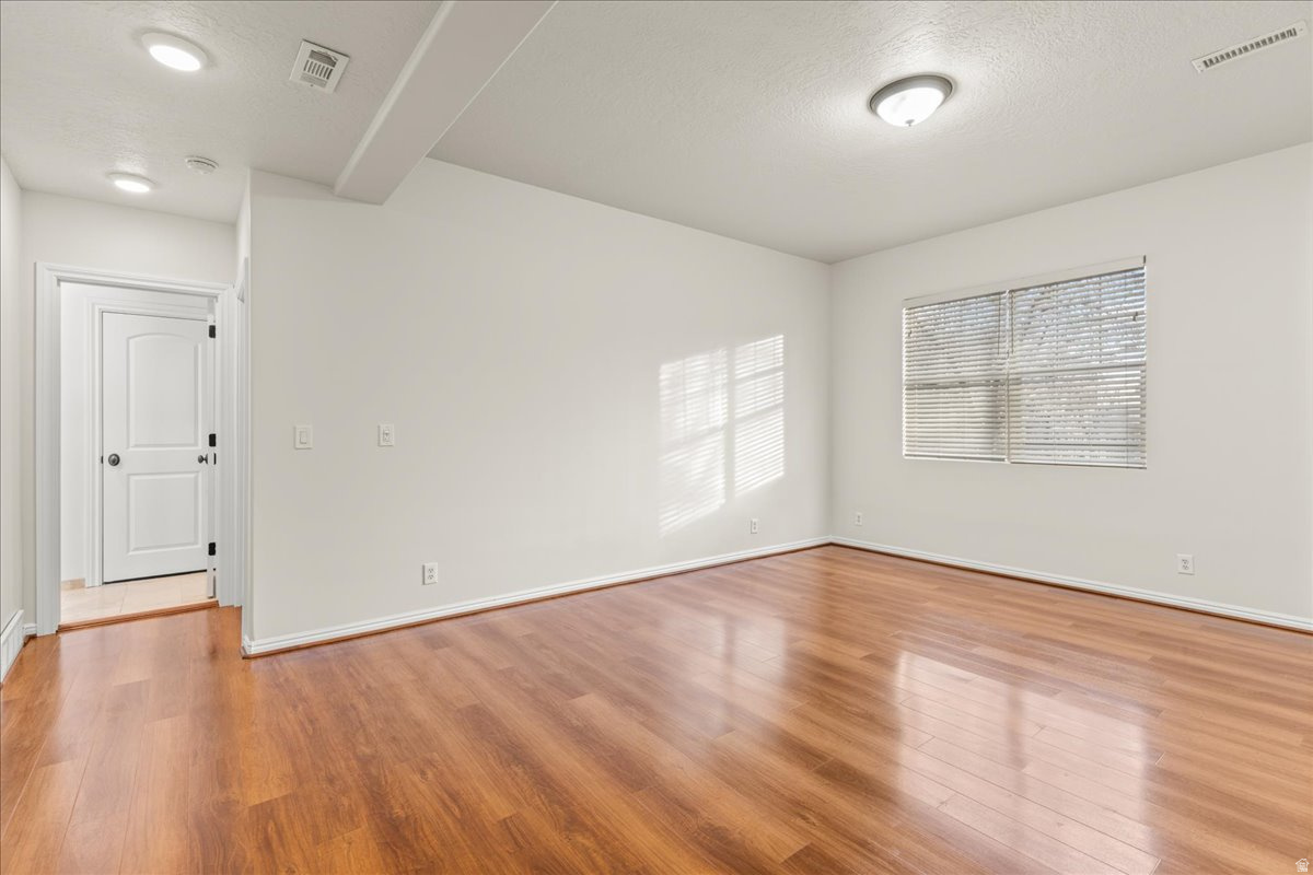 TOWNS AT IVORY HIGHLANDS - Residential