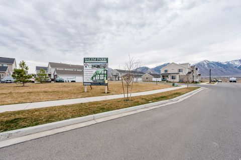 Tiny photo for 1648 N WESTVIEW LN, Salem, UT 84653 (MLS # 2143606)