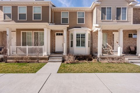 Tiny photo for 1648 N WESTVIEW LN, Salem, UT 84653 (MLS # 2143606)