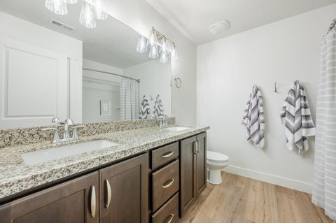 Tiny photo for 1648 N WESTVIEW LN, Salem, UT 84653 (MLS # 2143606)