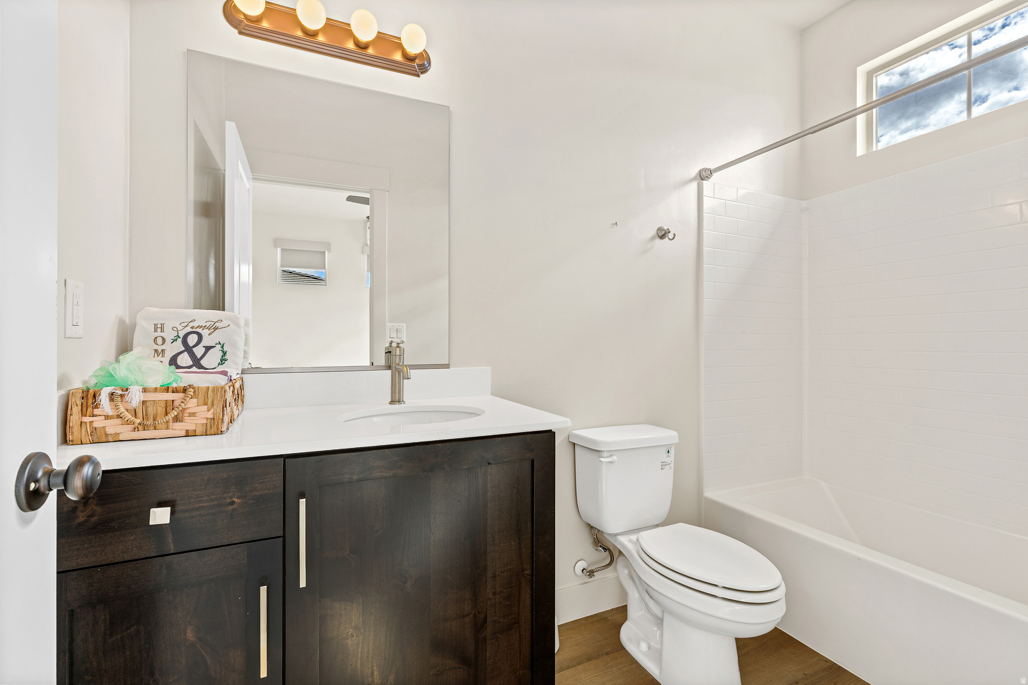 ROSEWOOD EST 5 - Residential