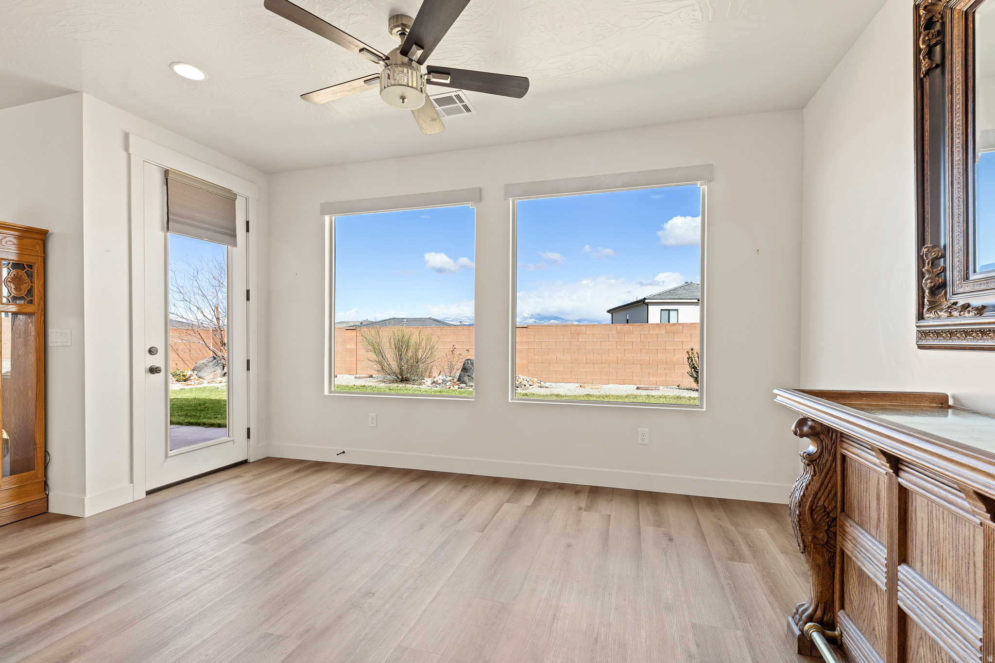 ROSEWOOD EST 5 - Residential