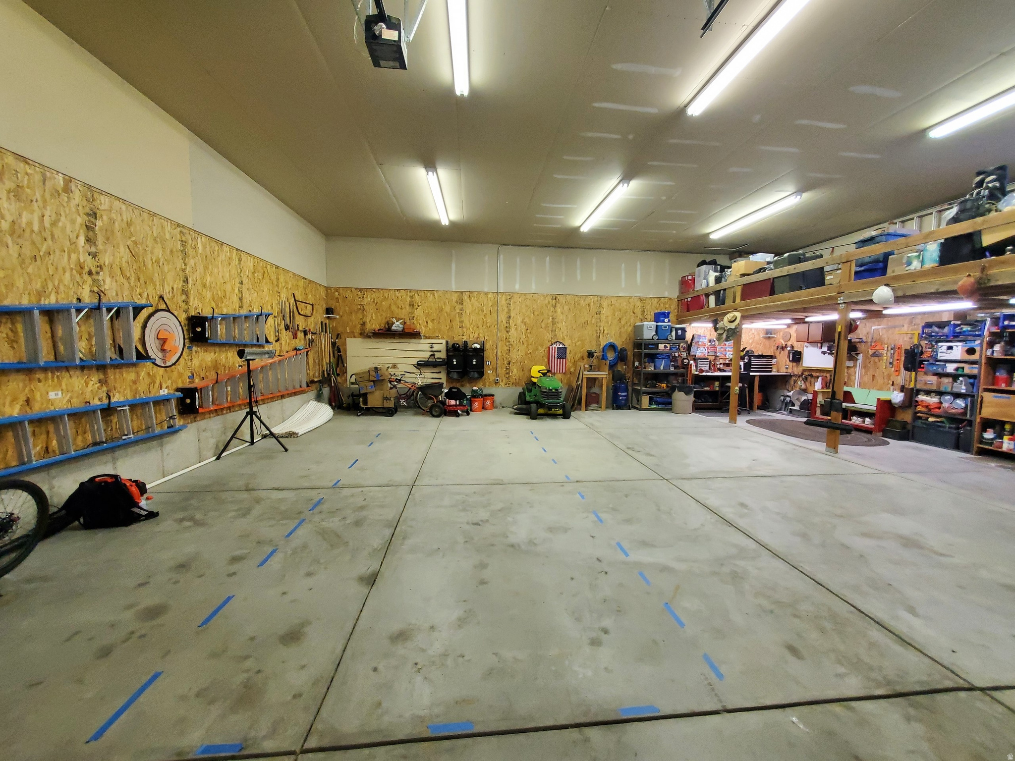 LITTLE RENO ESTATES - Residential