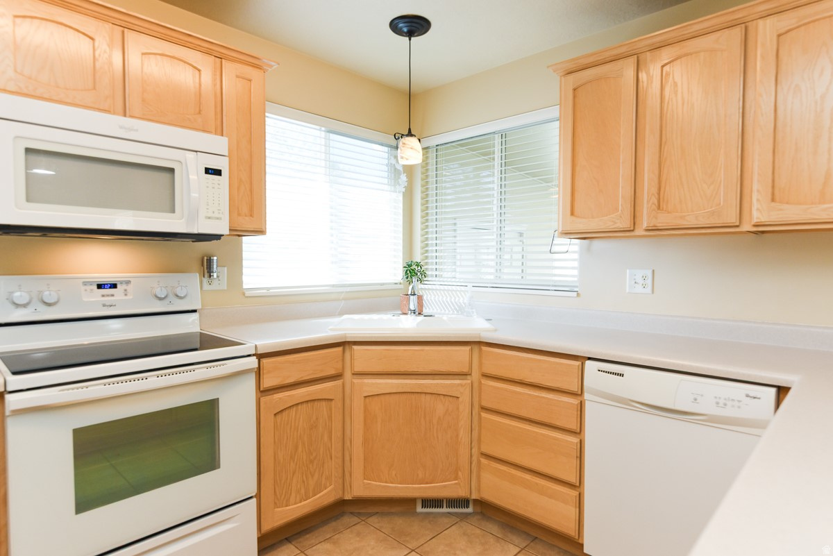 LITTLE RENO ESTATES - Residential