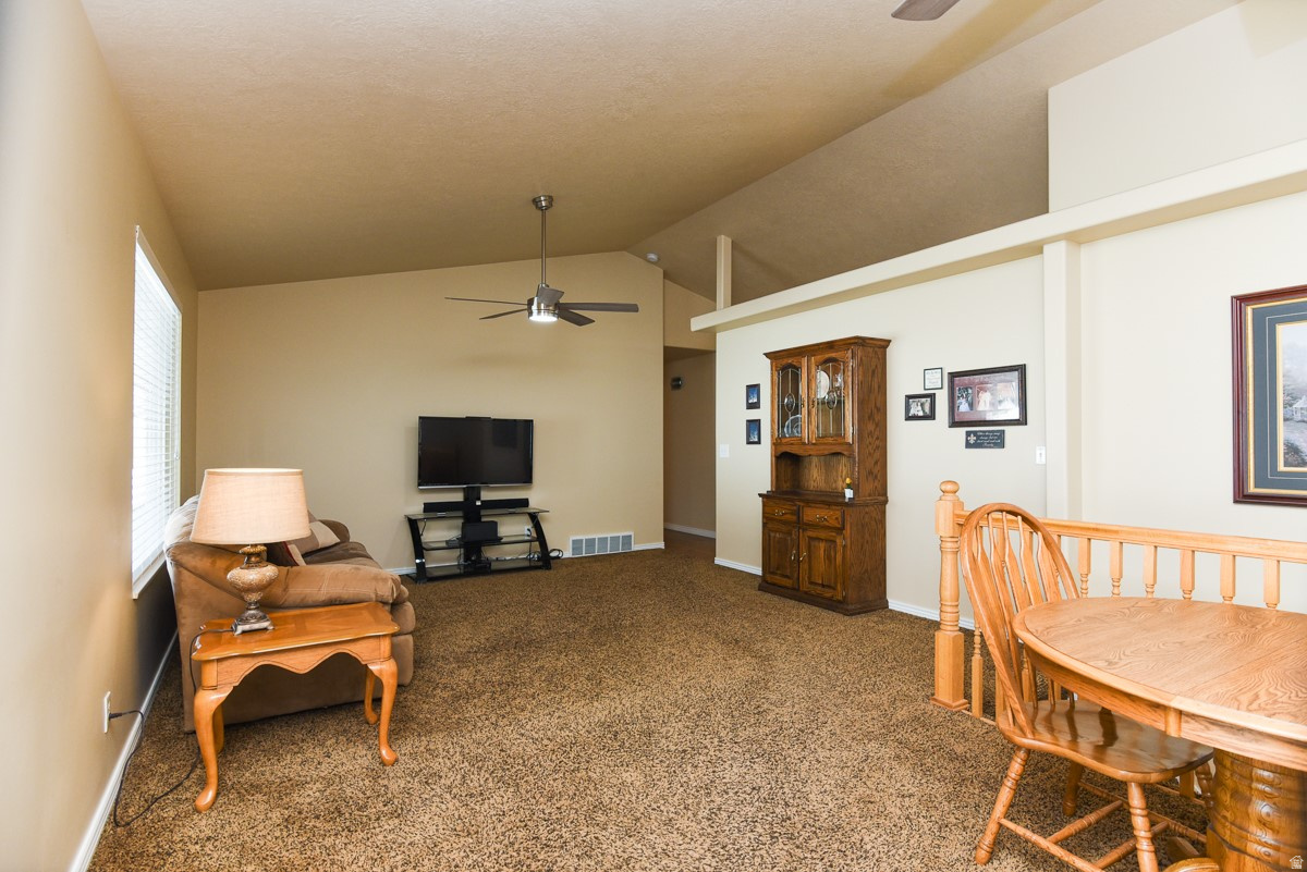 LITTLE RENO ESTATES - Residential