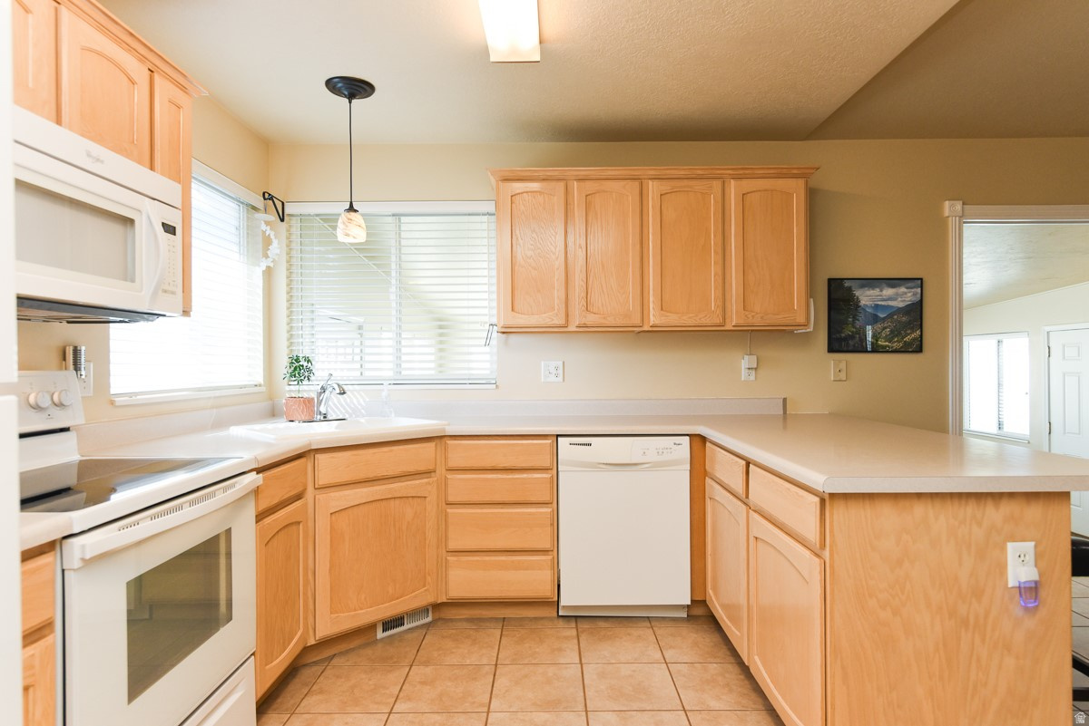 LITTLE RENO ESTATES - Residential