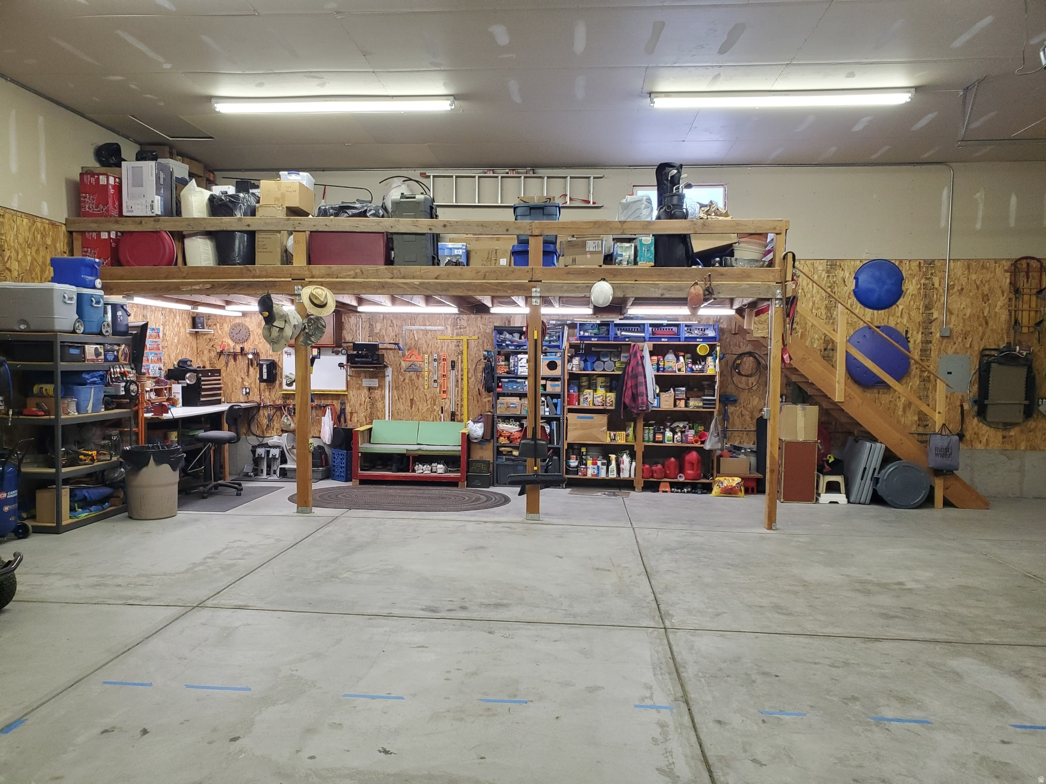 LITTLE RENO ESTATES - Residential