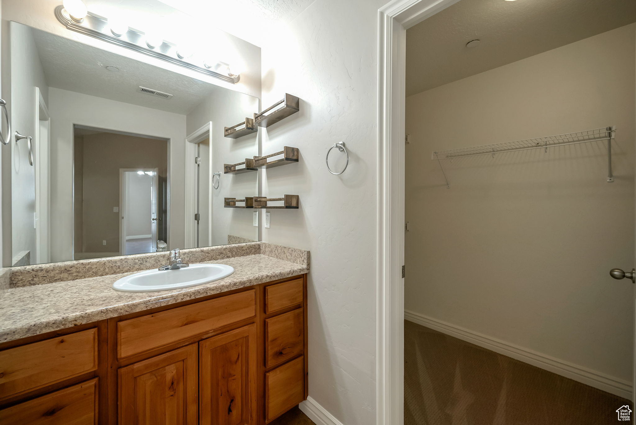 DAYBREAK - Residential