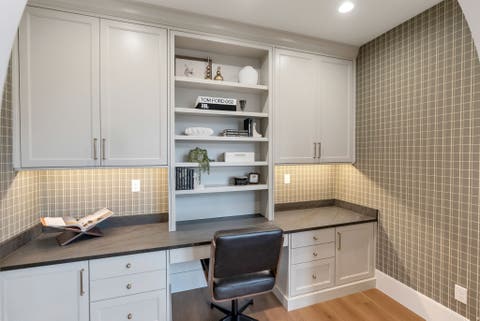 Tiny photo for 646 W HIDDEN FARM DR, Farmington, UT 84025 (MLS # 2170067)
