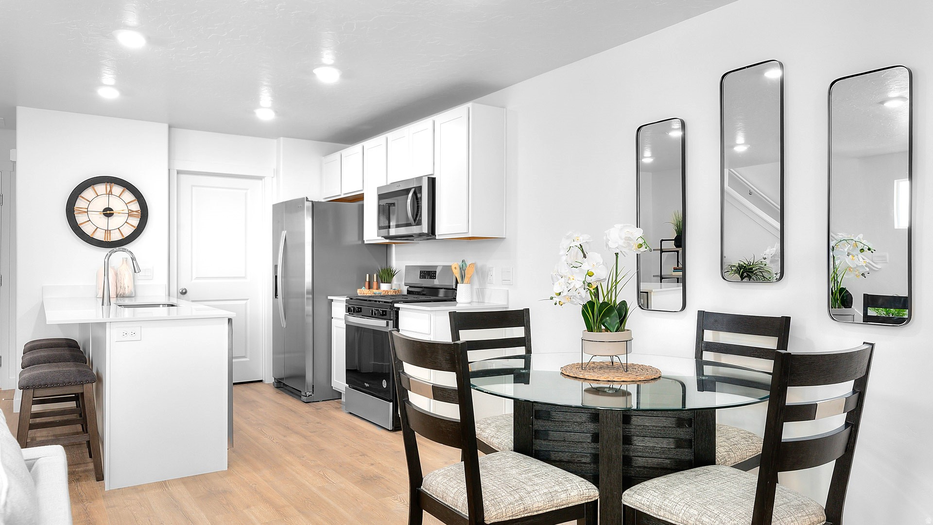 INVERNESS - Residential Lease