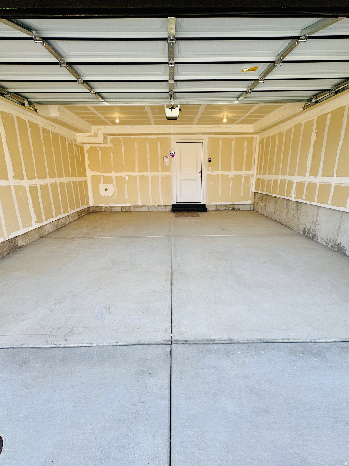 INVERNESS - Residential Lease