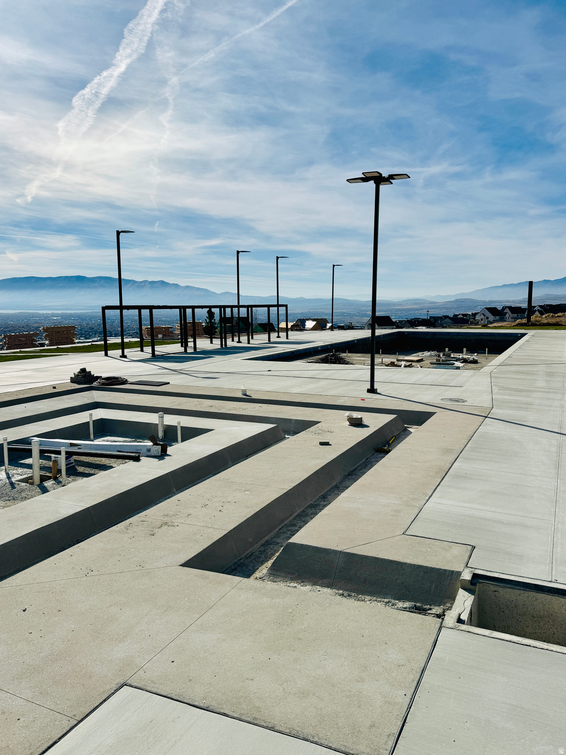 INVERNESS - Residential Lease