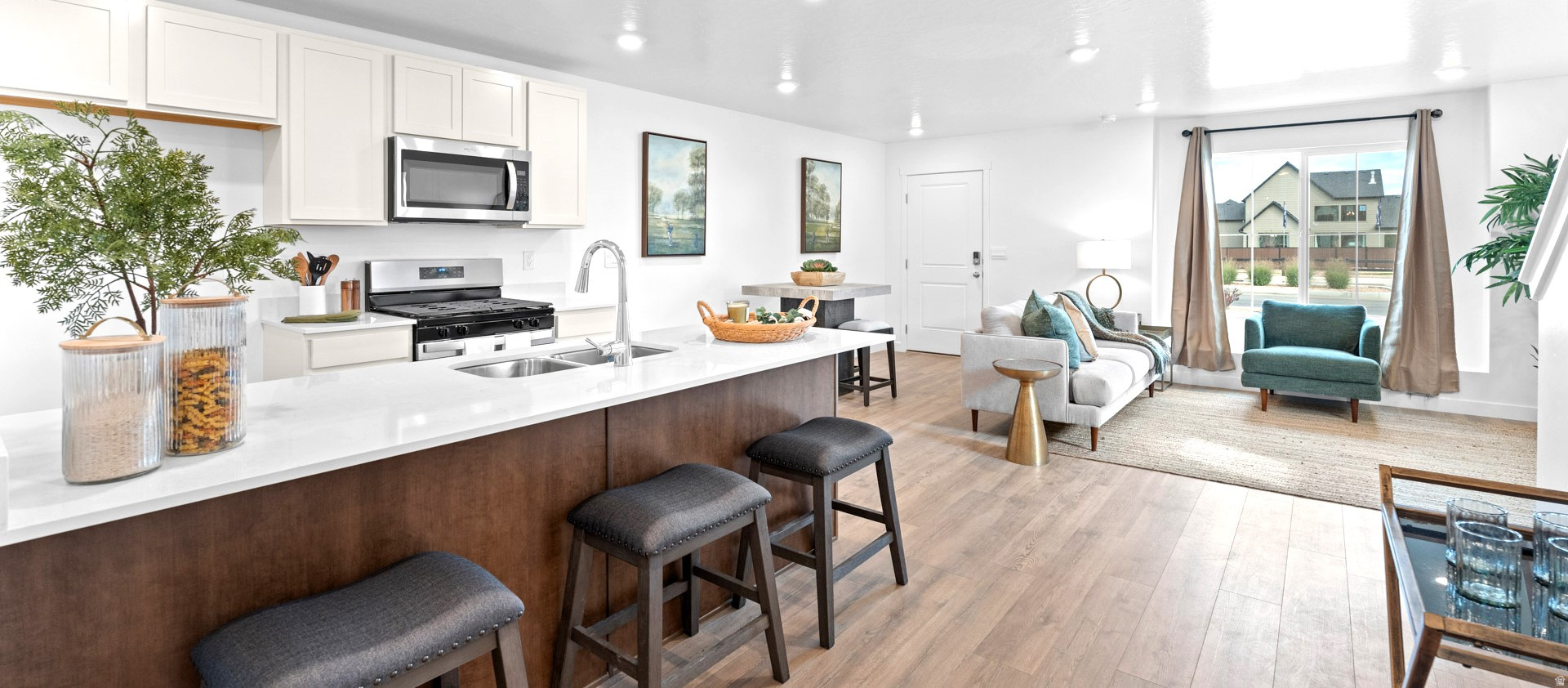 INVERNESS - Residential Lease