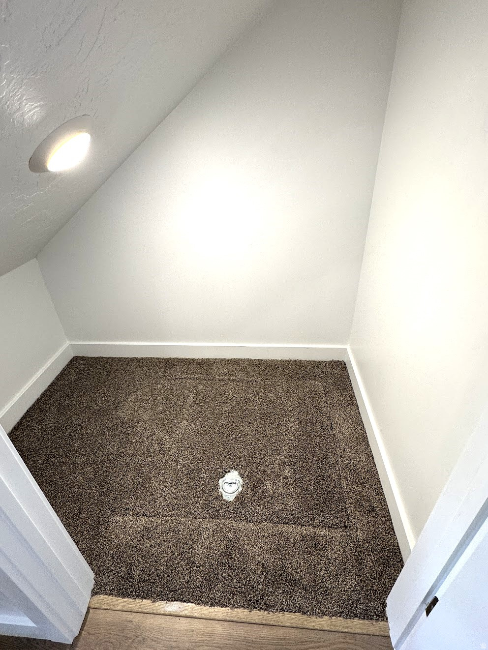 INVERNESS - Residential Lease