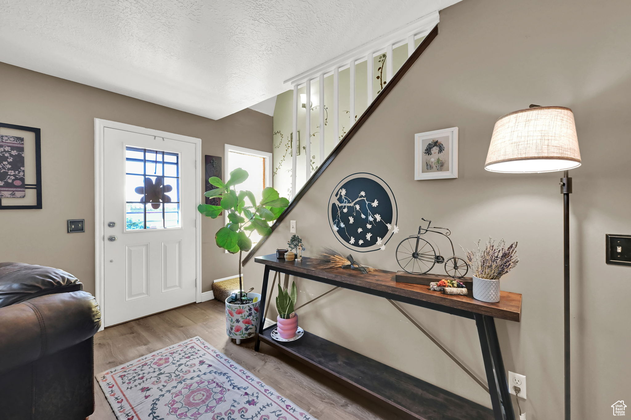 FOREST HILLS - Residential