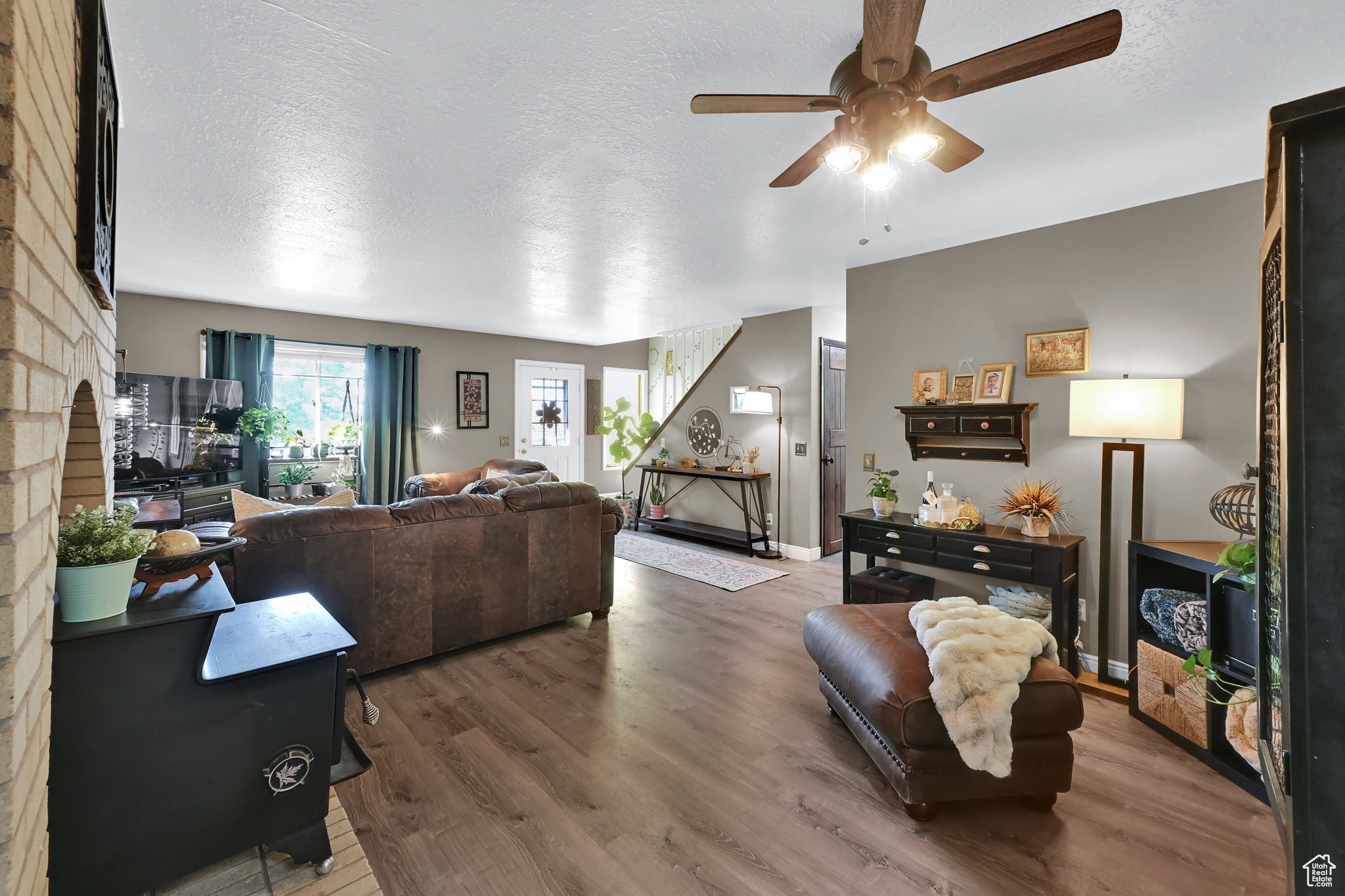 FOREST HILLS - Residential