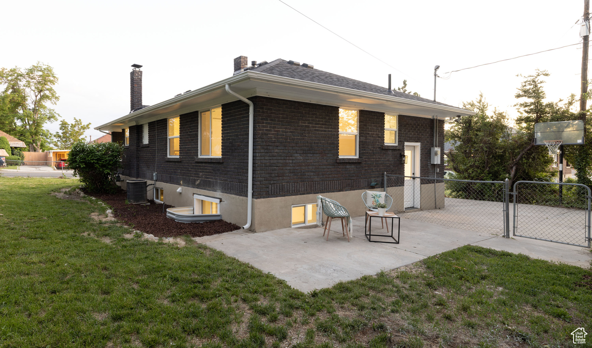 21 E 8680, Sandy, Utah image 33