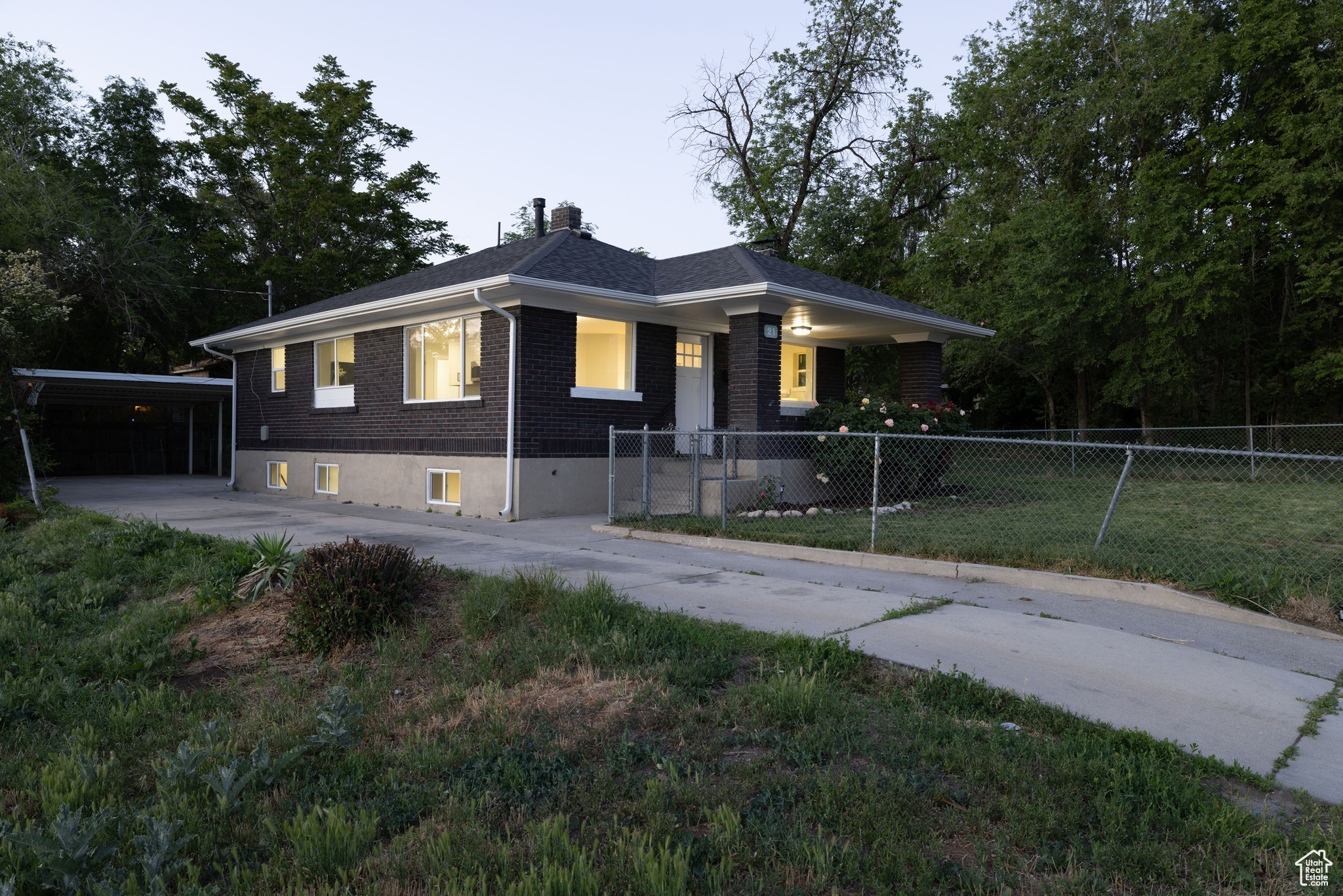 21 E 8680, Sandy, Utah image 35