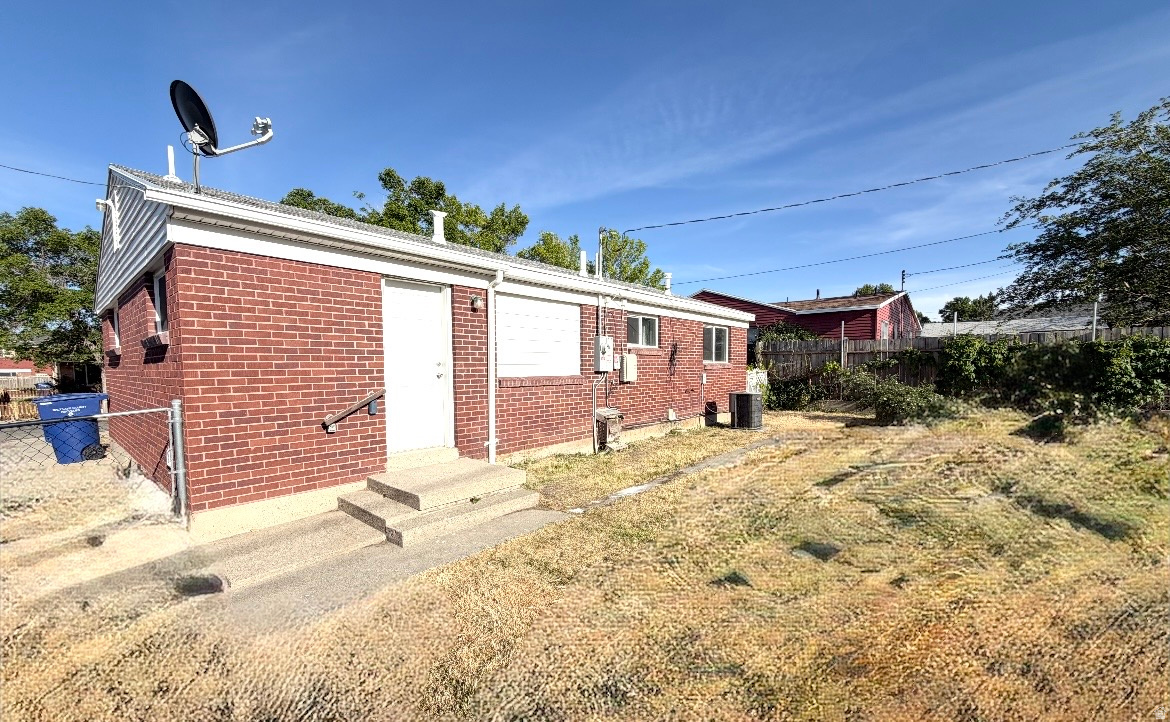 LAKE RIDGE - Residential