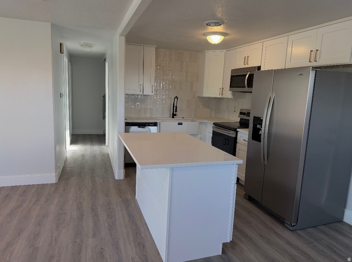 LAKE RIDGE - Residential