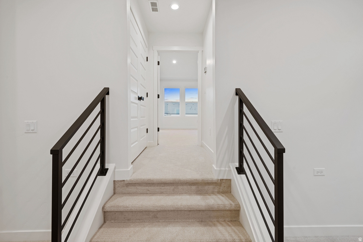 DAYBREAK - Residential