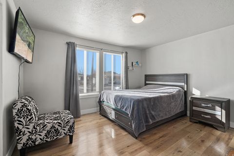 Tiny photo for 652 W GARDENIA DR, Midvale, UT 84047 (MLS # 2134267)