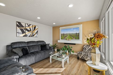 Tiny photo for 652 W GARDENIA DR, Midvale, UT 84047 (MLS # 2134267)