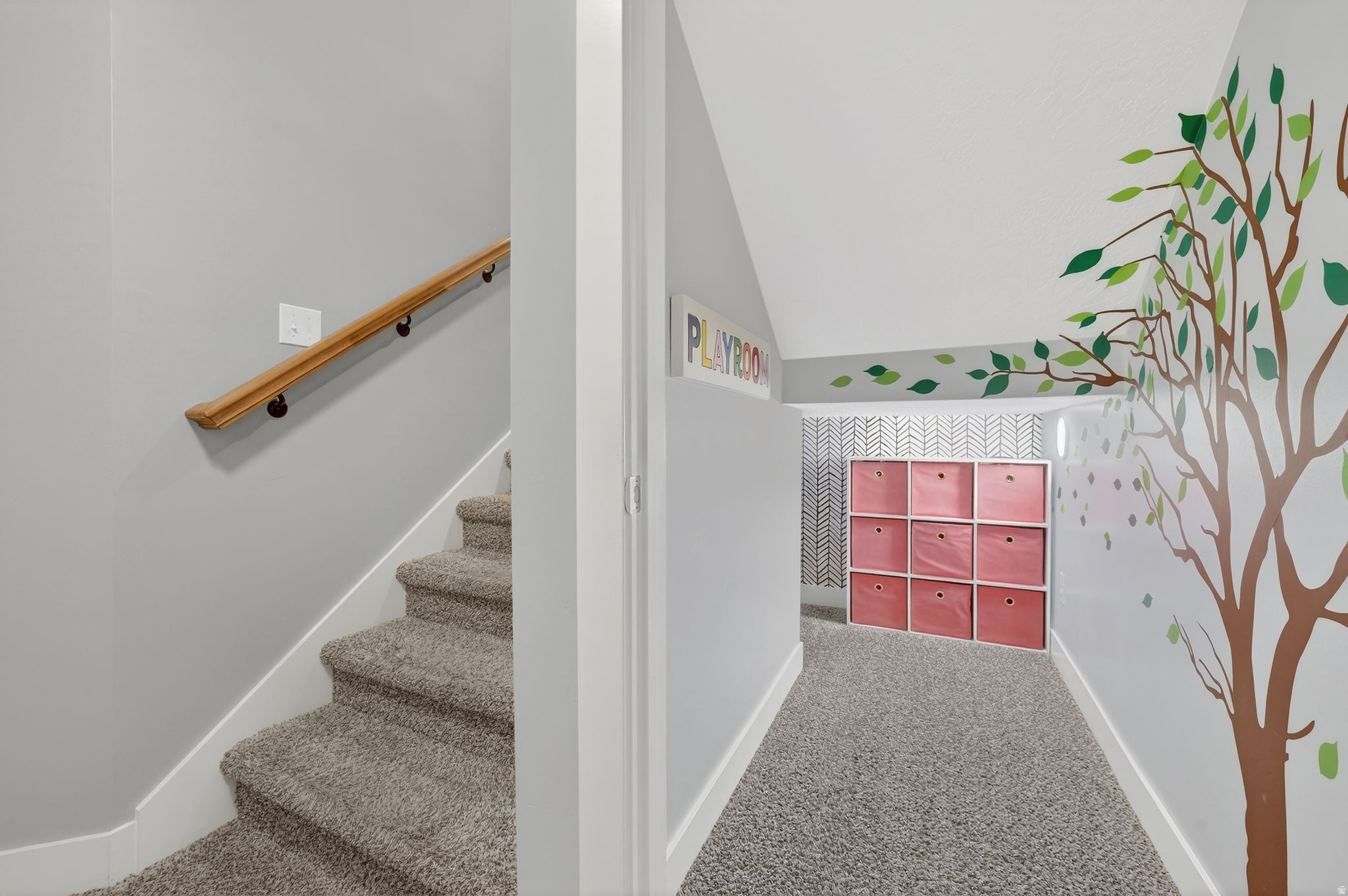 VALENTINE ESTATES - Residential