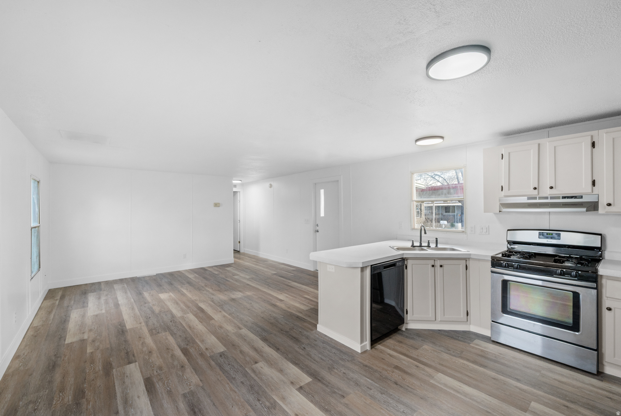 RIVERDALE MANUFACTURED HOME COMMUNITY - Residential