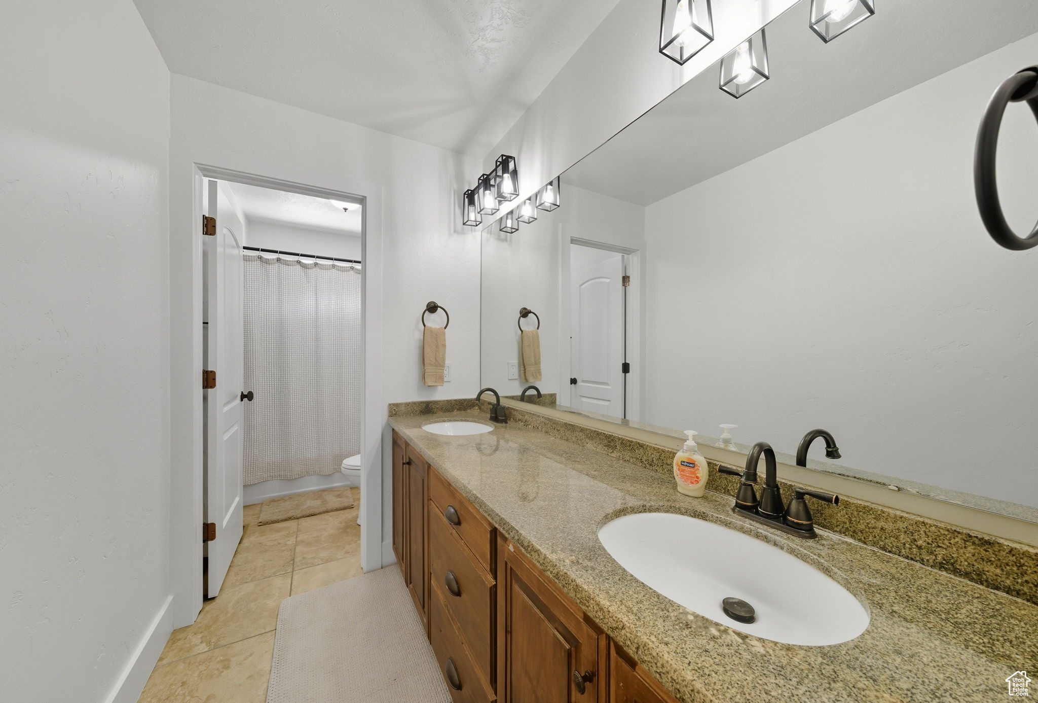 ROSE CREST - Residential
