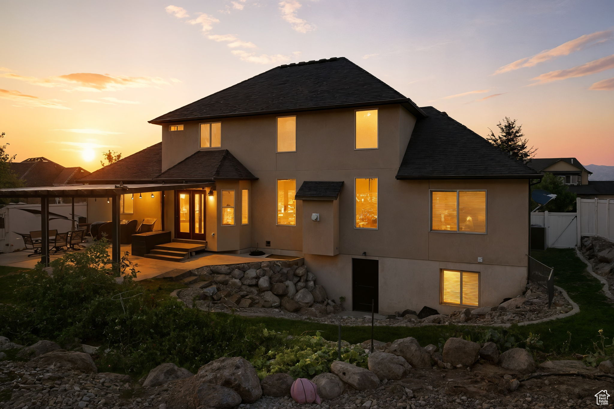 ROSE CREST - Residential