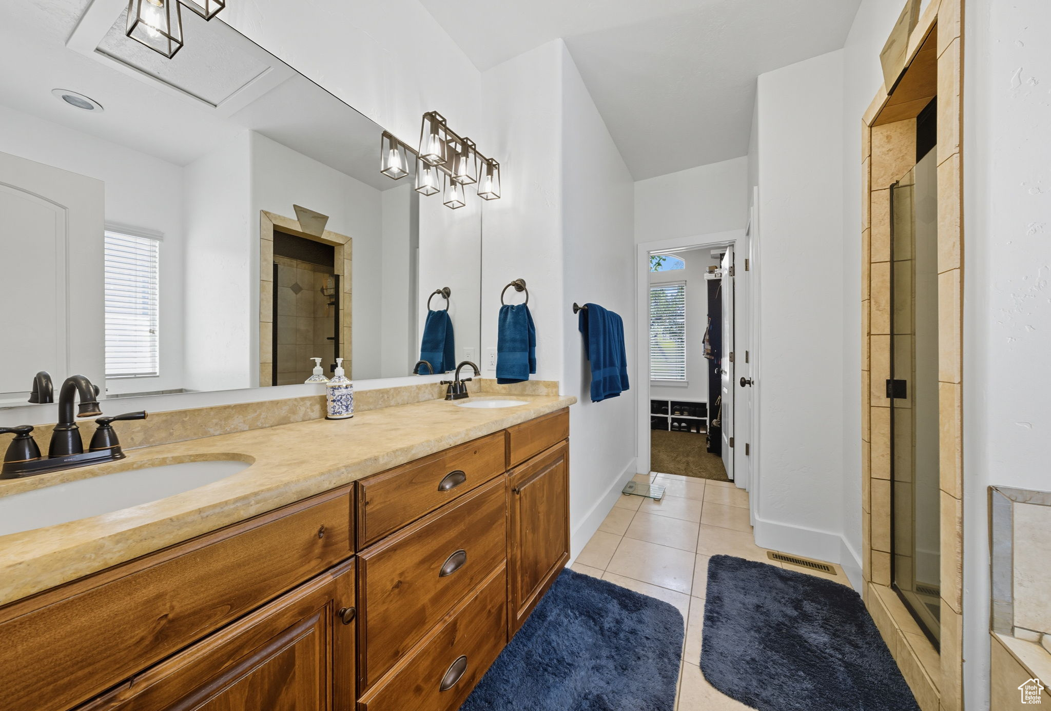 ROSE CREST - Residential