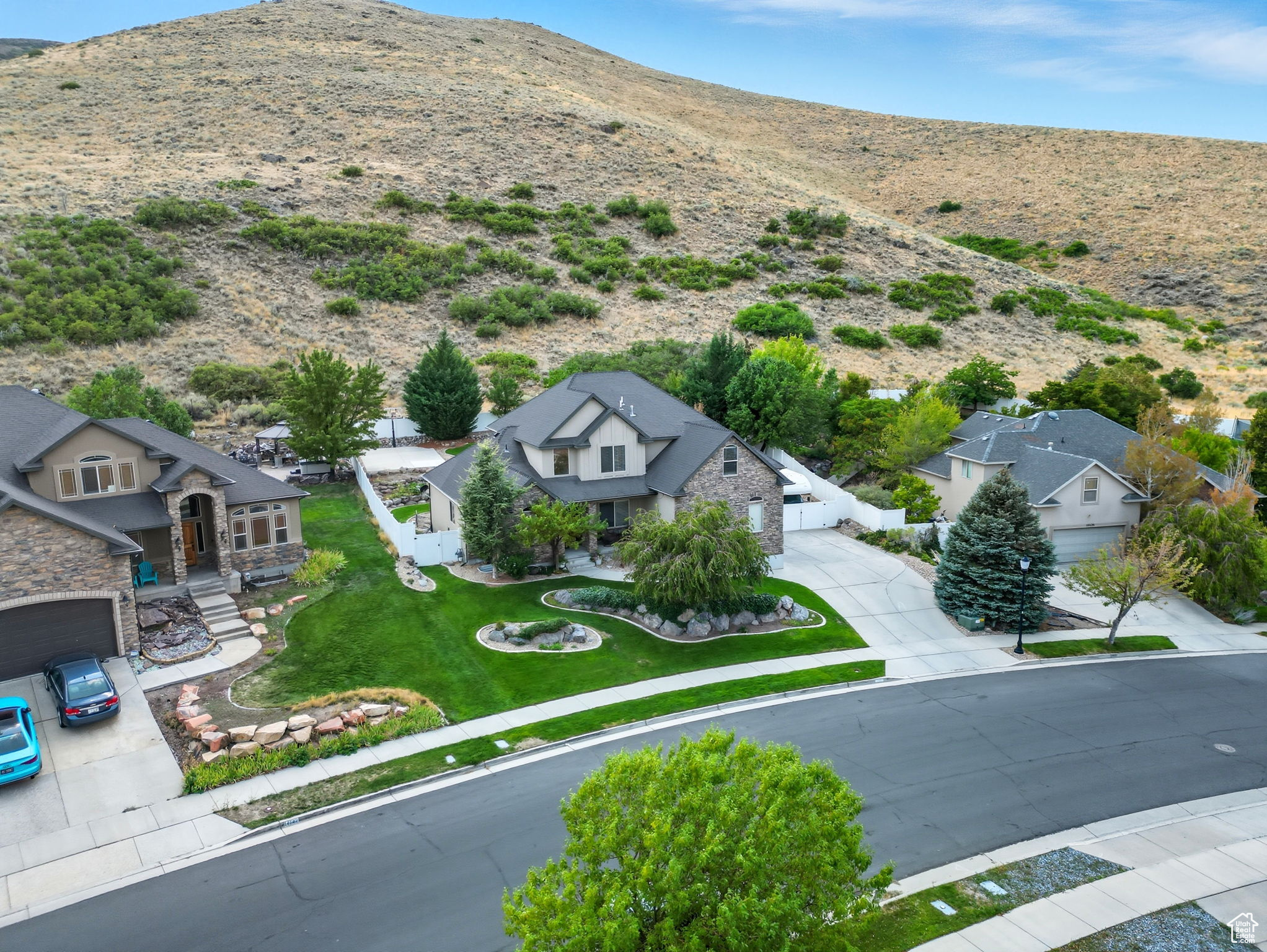 ROSE CREST - Residential