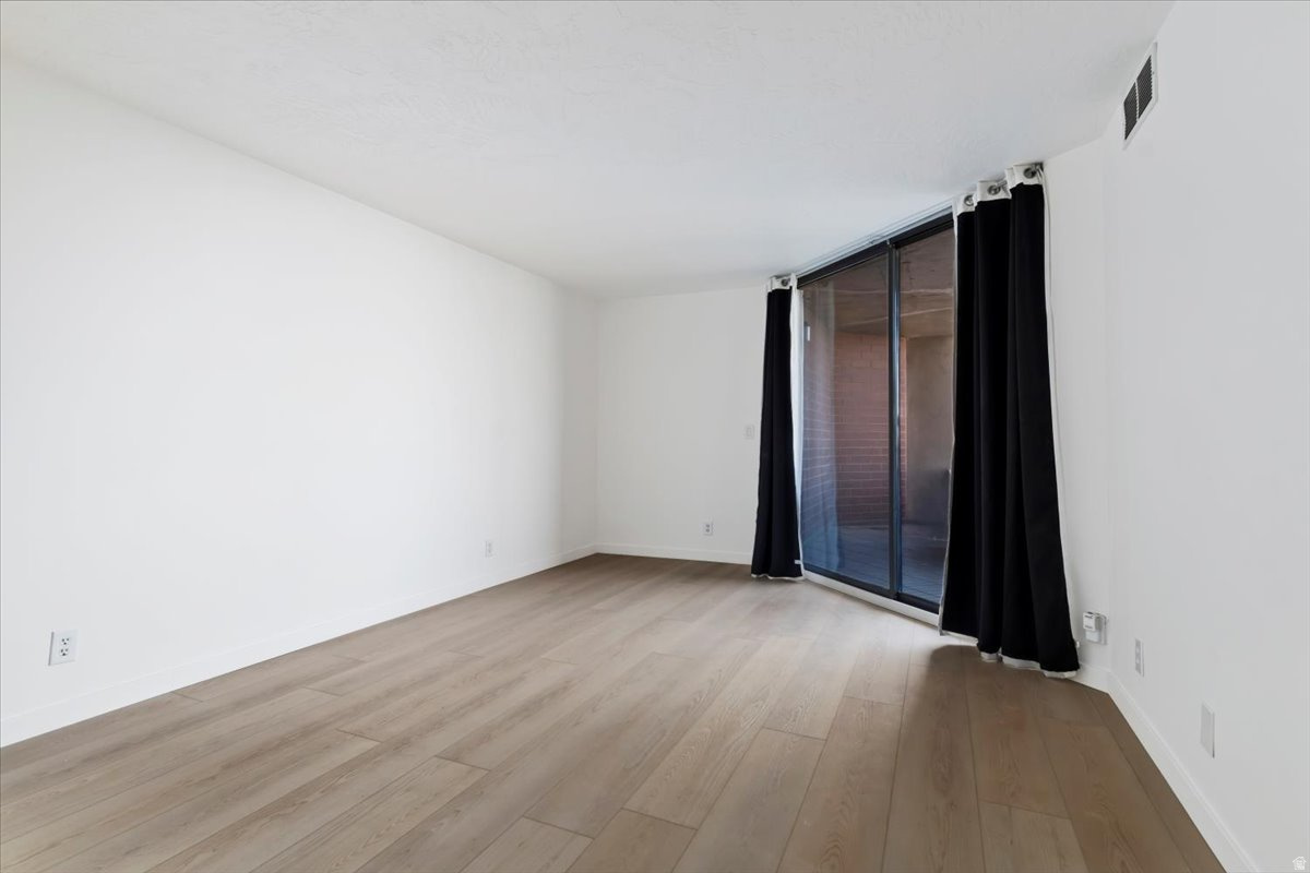 ARLINGTON PLACE - Residential