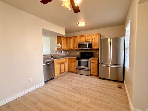 Tiny photo for 3393 E PEREGRINE RD, Eagle Mountain, UT 84005 (MLS # 2137403)