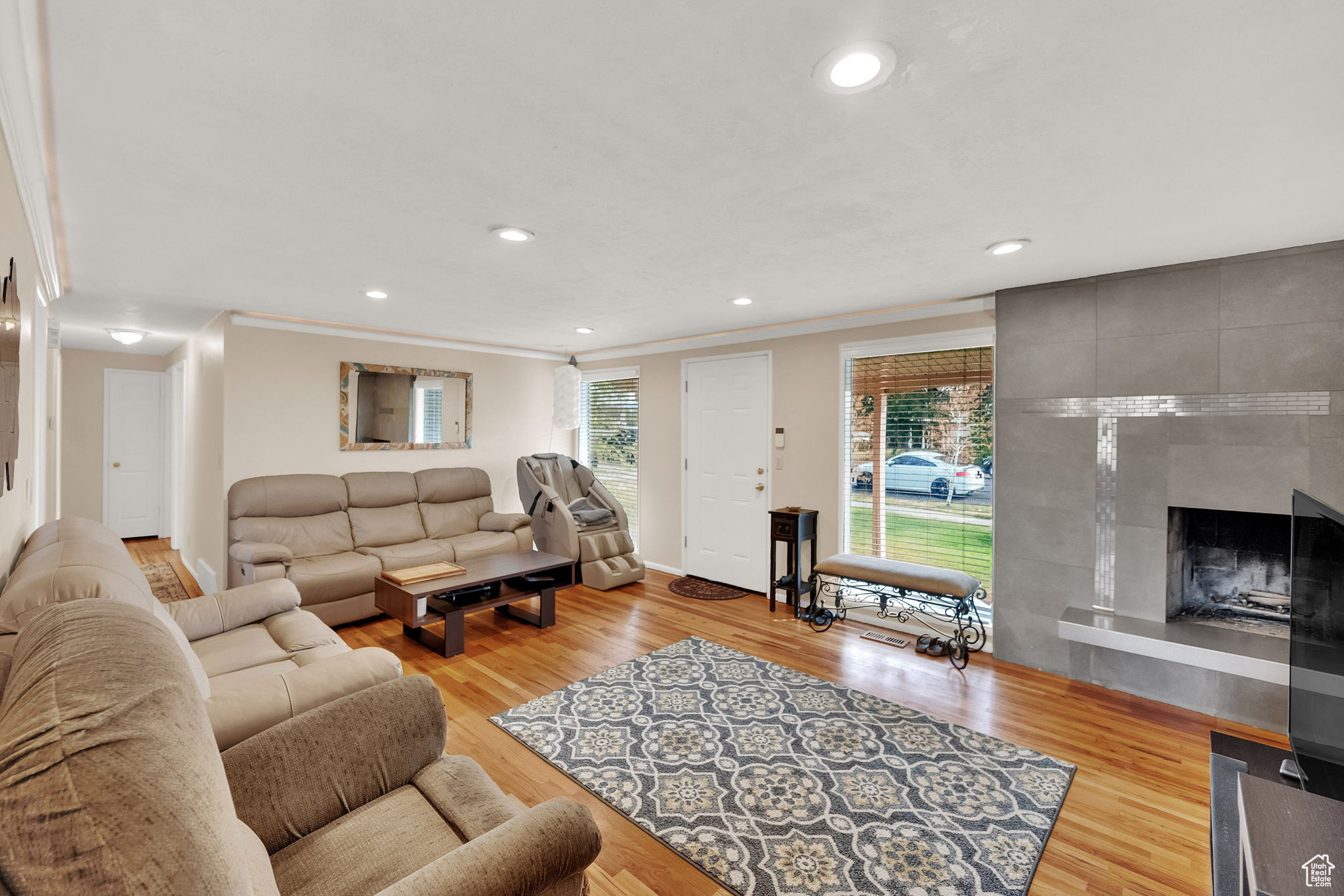 WHITE CITY - Residential