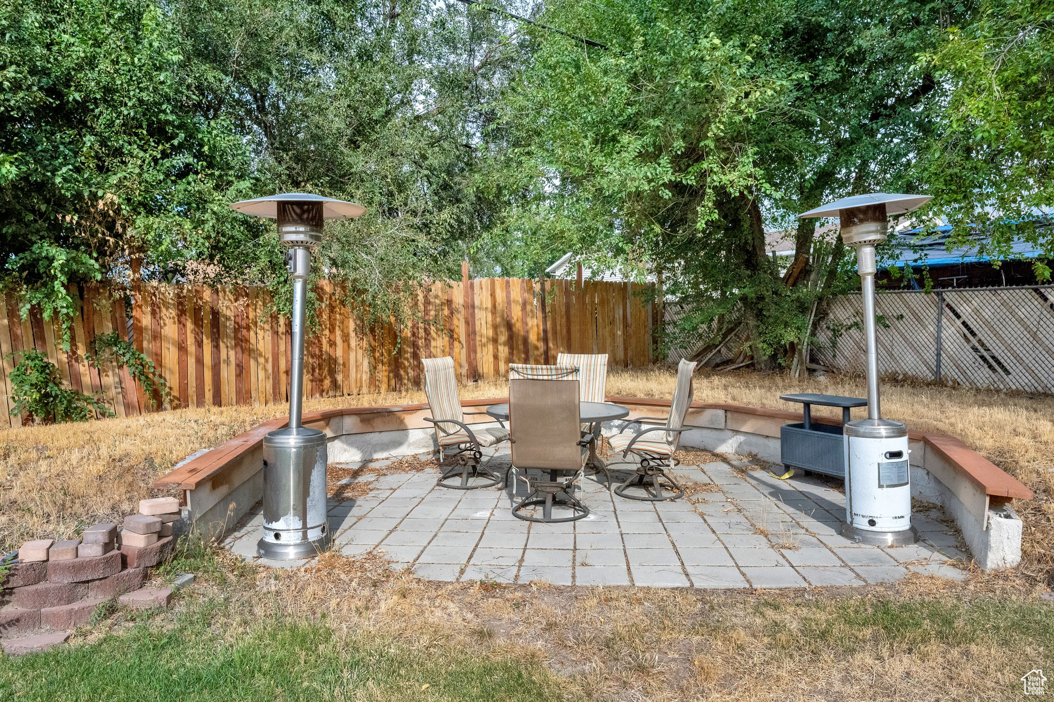 WHITE CITY - Residential