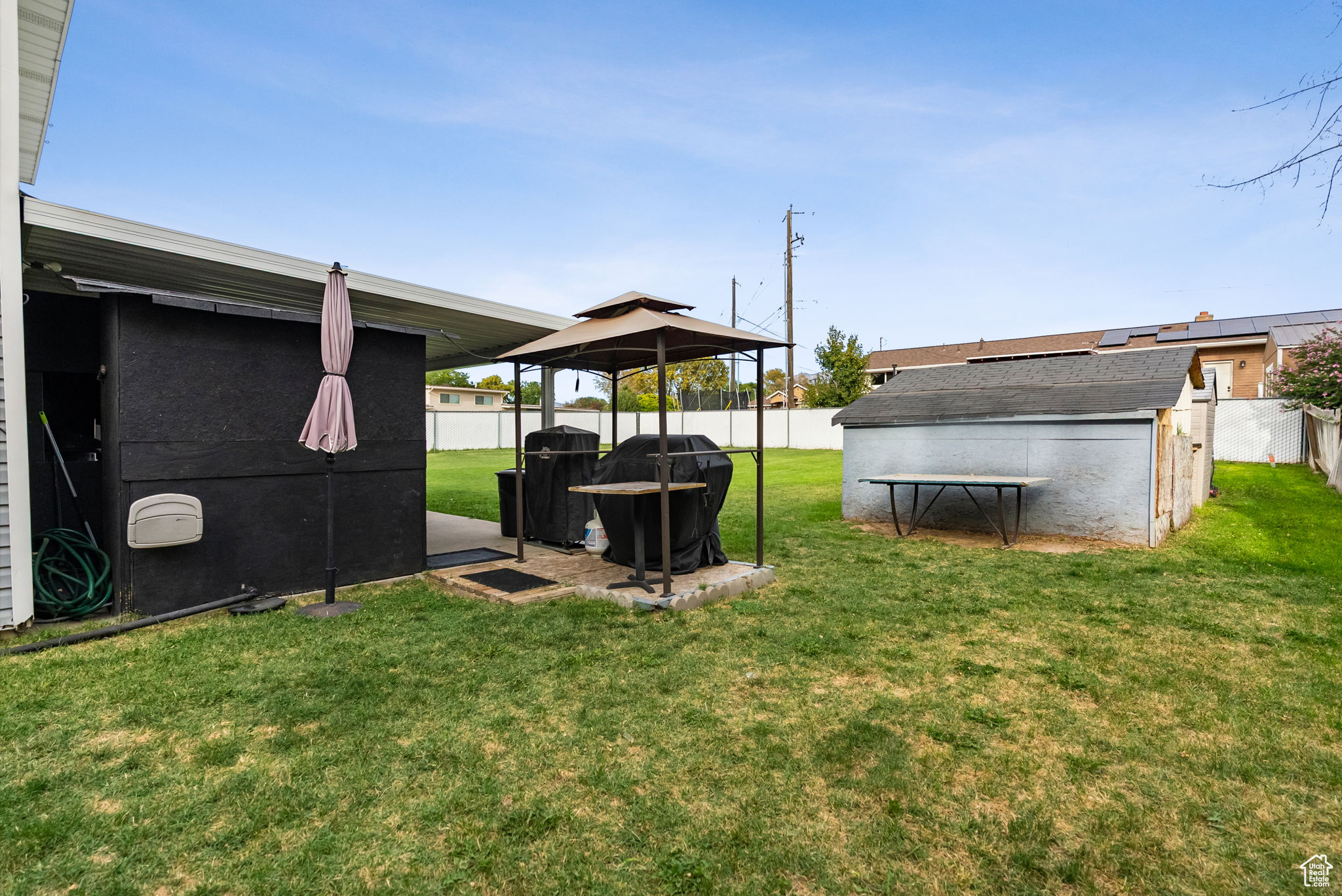 SUNSET MEADOWS - Residential