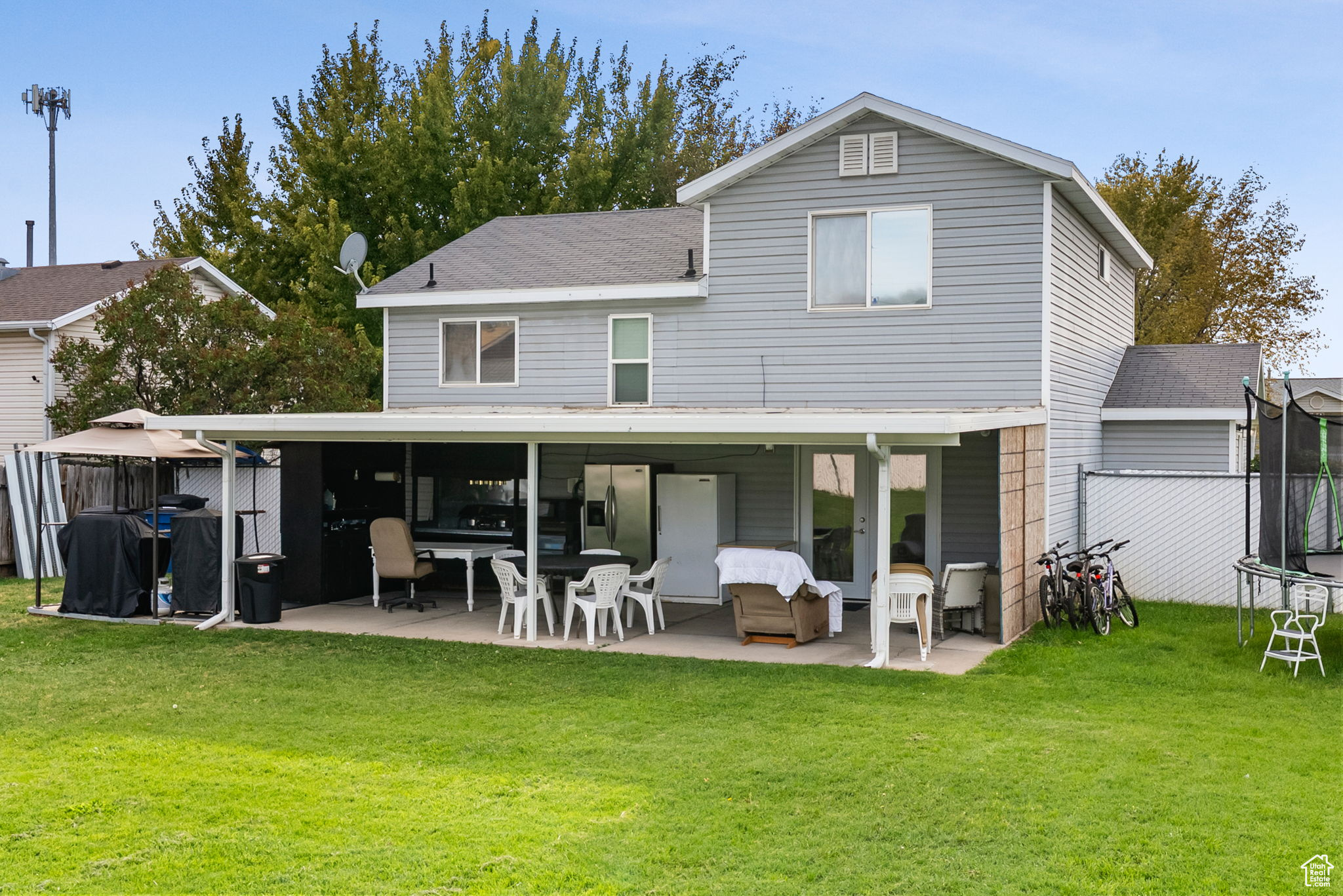 SUNSET MEADOWS - Residential
